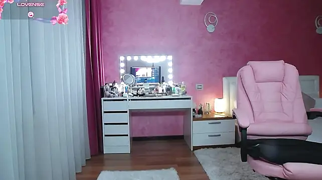 MissKora - epic goal:pay my house(use tipmenu )