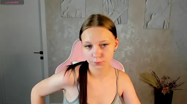 Riley_Vance3 - eye contact and lip lick
