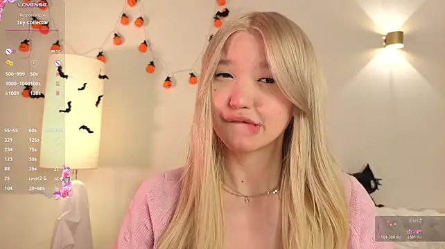Milli_sun_ - Fingering tight pussy until CREAMING