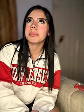 Laura-Khalifa