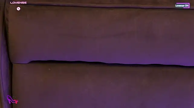 ZoeMesmerizee - Im ! ActivateONE of my toys.