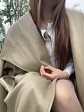 Mia999 - 户外假鸡吧抽插1分钟