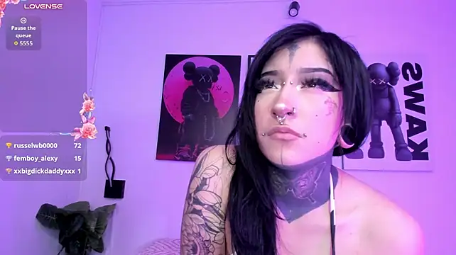 Kat_VonDe - Sexy naked and spank in doggy