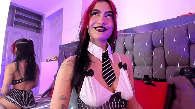 GiorgiaDarkness - Plug Anal + Twerk Show Oil 🔥🍑