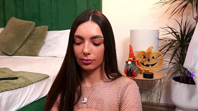 VeyaNash - Strip me naked for you