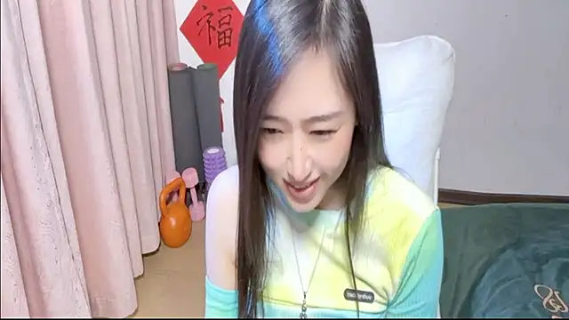 MMYIOO - 周三如约而至，欢迎来直播间坐坐，聊聊日常😁😁