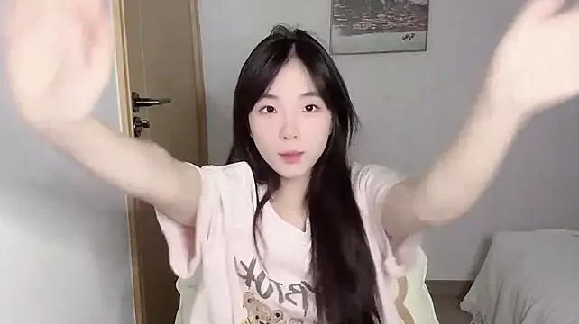 Louise-3 - 上衣脱了+M腿