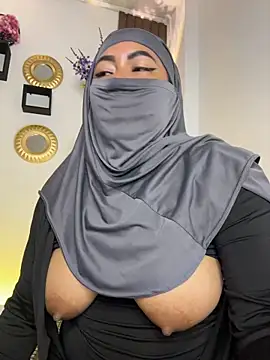 Isa-anbar - show pussy