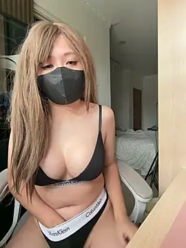 Elliebabyyy - 抽插跳蛋 全裸