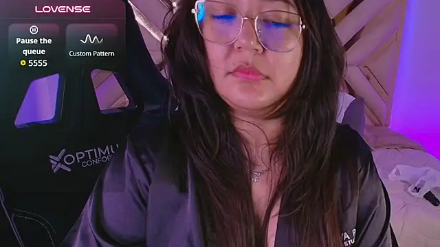 Barbara01_ - ride pillow naked