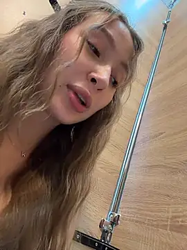Coconut_milk - Slap naked pussy near urinal+moan