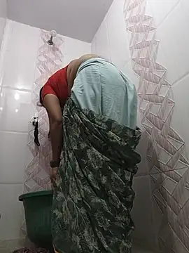Queen_Desi - Shower show baby 😍😍🚿🚿🚿🚿🚿🚿🚿🛁🛁