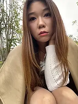 Mia999 - 户外假鸡吧抽插1分钟