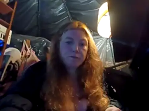 BettyandGold - Close up pussy cum