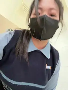 Maomao116 - 超级敏感，易喷体质，会一直喷水💦，露脸小穴抽插2分钟
