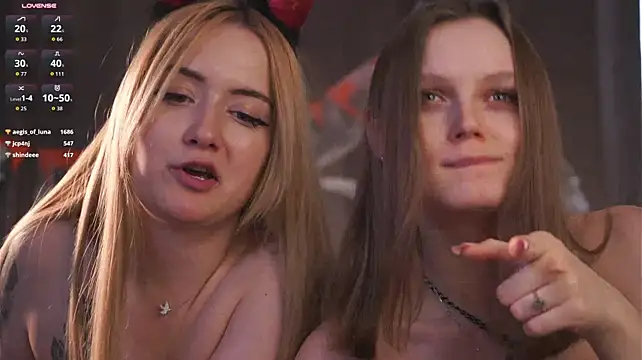 MandaReh - Luna and Lana are sucking one lollipop