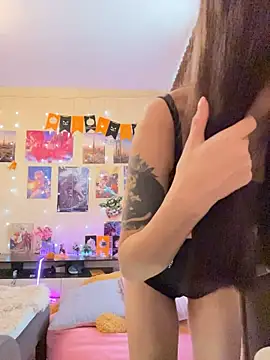 Heart_Ass - Spread pussy close up