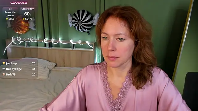 LeticiaRomano - take off your panties under your dress