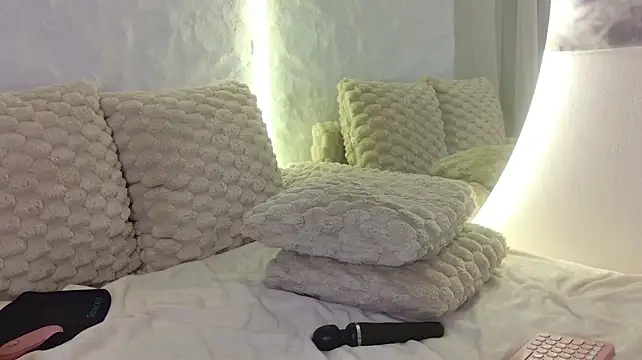Moniqque - Naughty video for last tipper