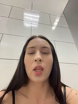 Holly_Play - play HARD nipples in public