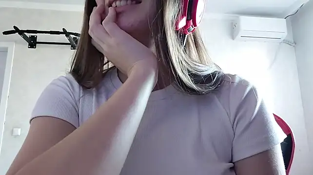 AllieLiszewski - Delicious ass would like to be spanked