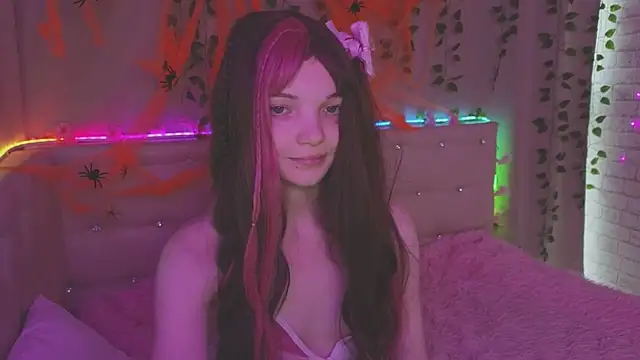 AnimeAlica18 - Show my boobs👻