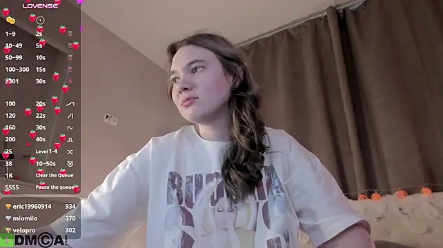 Genne_Tierney - show asshole
