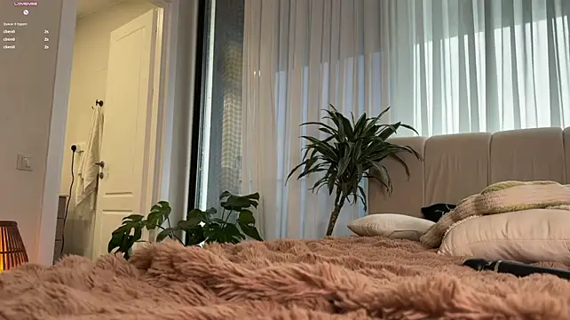 AudreyBarren - massage my puffy clit