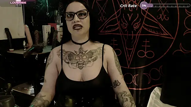 Evil_Queen_666 - 𖤐Put me horny /fuckme hard /squirt 𖤐