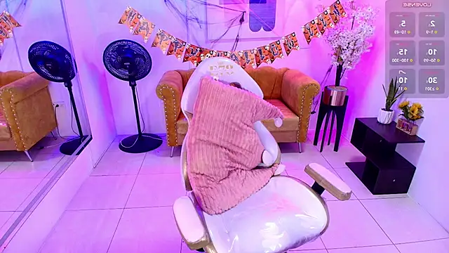 Sheila_Brunnete - FINGER MY PUSSY + PUT DOMI IN CLIT