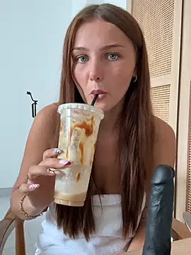 Piperdreams_ - Striptease 👅