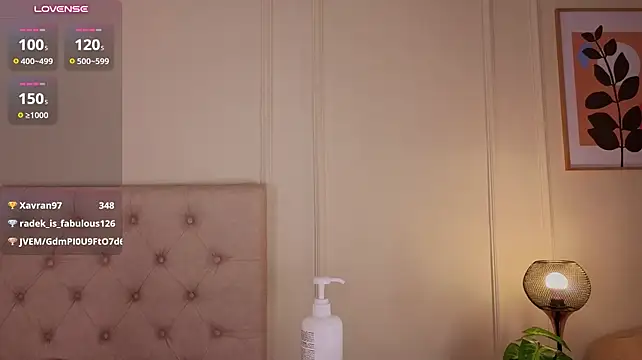 Katt_souza1 - Naked