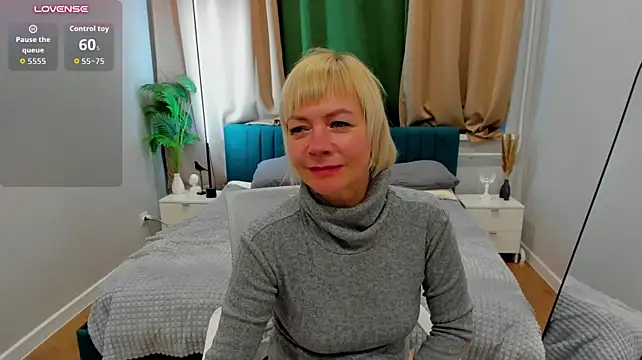 Ann_Annise - Take off my wet panties