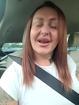 RebelVixenX - Oil my juicy tits