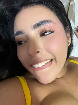 LovelyEyess - FINGERS IN MY PUSSY
