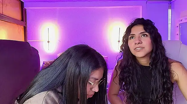 Kloe28 - biting buttocks