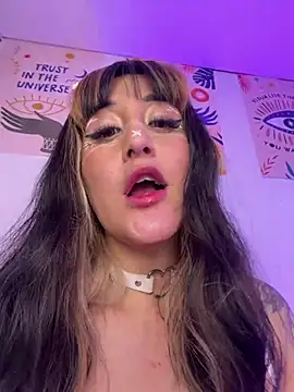 Annabelle_gronn - slap face for 1 minute