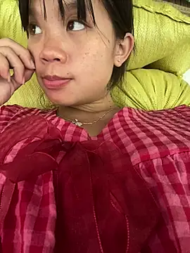 Hoa1a - Ủng hộ em ở lại xem tyty chồng yêu