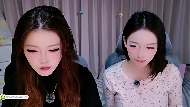 Yiyilailai - 性感椅子舞 😛