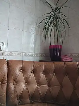 Elsie-Nora - Play with the pussy