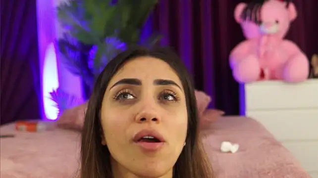 IsLucyCherry - blowjob tease
