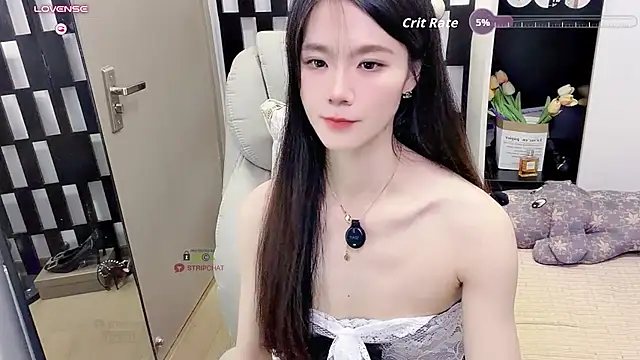 Yueyue-MM - 下空小狗侧趴+打pp20下