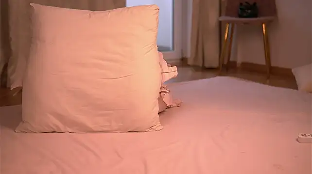 KiaraValez - Pleasure for kitty