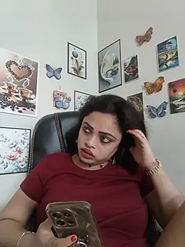 Pinky-2 - Oiling My Sexy Pussy Hole