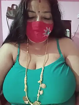 Tamil_lathikaaa - Nude show on dress