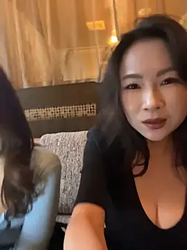 Eva10069 - 棋牌茶馆偷玩儿刺激，全裸1分钟