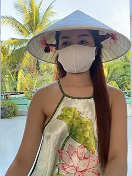 My_Melodyy - Make me pussy cum in public garden 🪴😈