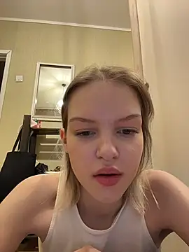 AshleyMur - naked show