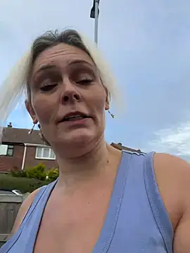 BustySwingingSlut