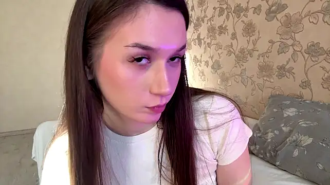 Emilylovetokens - 🤍gently touch my kitty under panties💓: